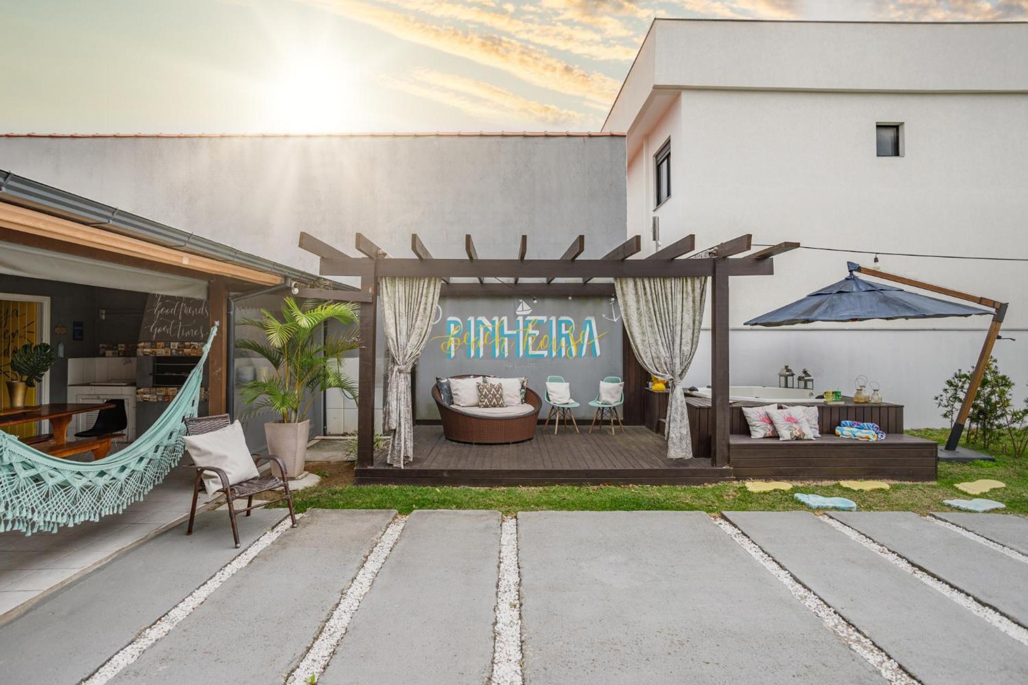 Pinheira Beach House Com Jacuzzi Villa Palhoca Exterior photo